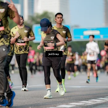 Runner Photo 6759712