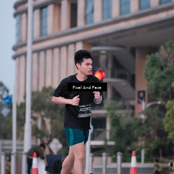 Runner Photo 6760002
