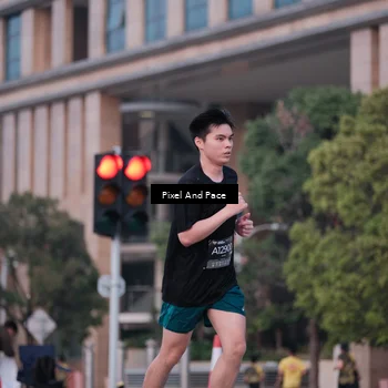 Runner Photo 6760004