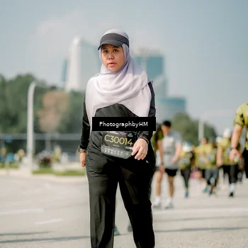 Runner Photo 6760011