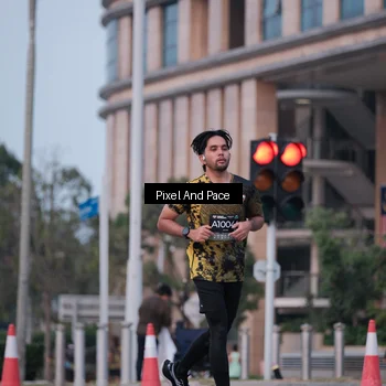 Runner Photo 6760038