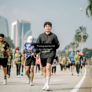 Runner Photo 6760078