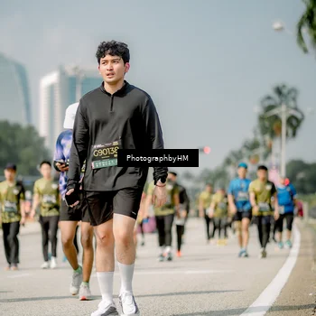 Runner Photo 6760080