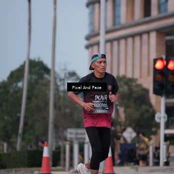 Runner Photo 6760083