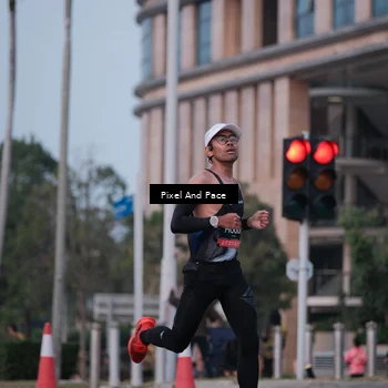 Runner Photo 6760088
