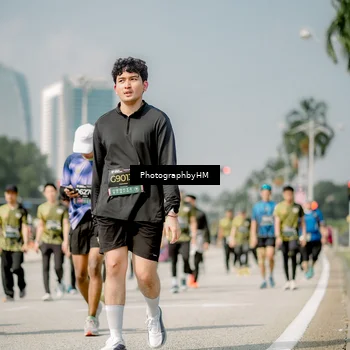 Runner Photo 6760094
