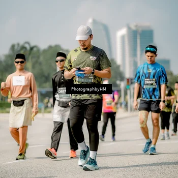 Runner Photo 6760112