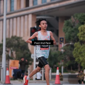 Runner Photo 6760120