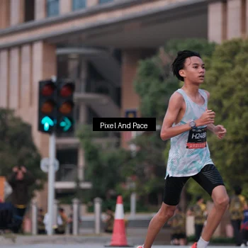 Runner Photo 6760122