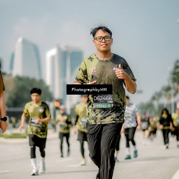 Runner Photo 6760152