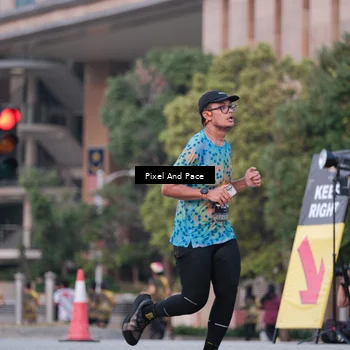 Runner Photo 6760164