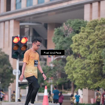 Runner Photo 6760182