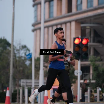 Runner Photo 6760209