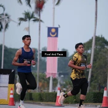 Runner Photo 6760211