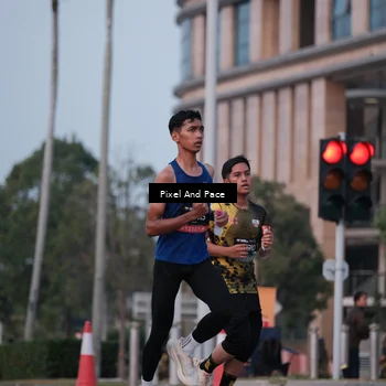 Runner Photo 6760213