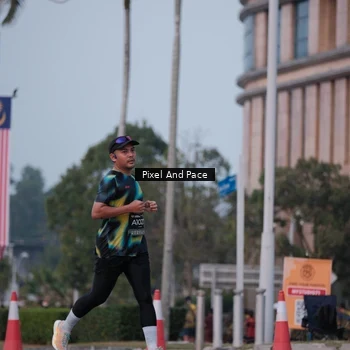 Runner Photo 6760231