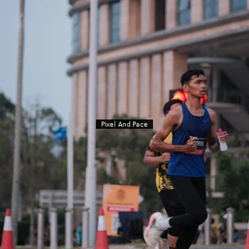 Runner Photo 6760232