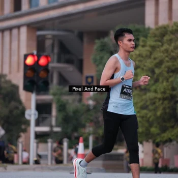 Runner Photo 6760296