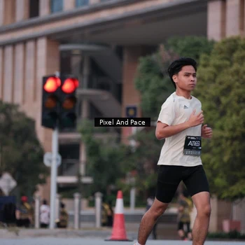 Runner Photo 6760306