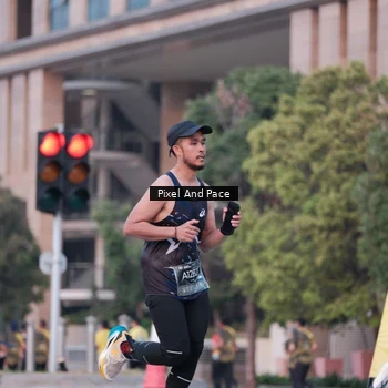 Runner Photo 6760337