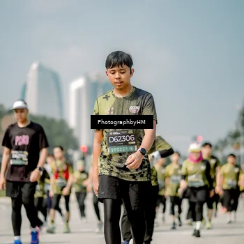 Runner Photo 6760345