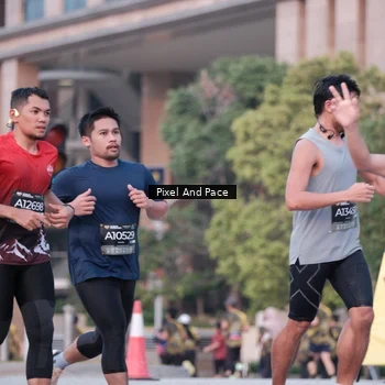 Runner Photo 6760354