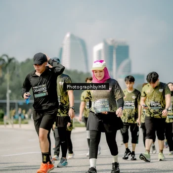 Runner Photo 6760357