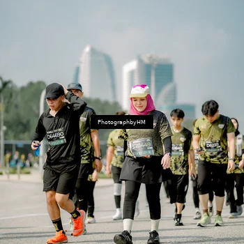 Runner Photo 6760365