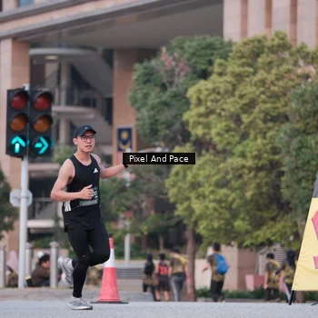 Runner Photo 6760366