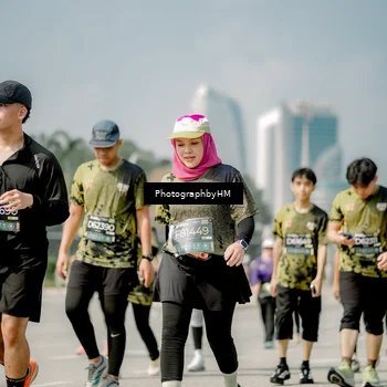 Runner Photo 6760371