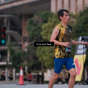 Runner Photo 6760414