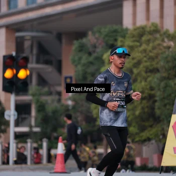 Runner Photo 6760435