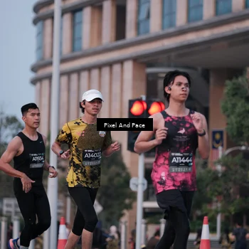 Runner Photo 6760451