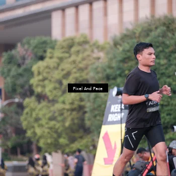 Runner Photo 6760487