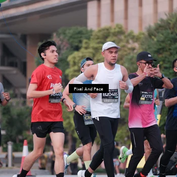 Runner Photo 6760519