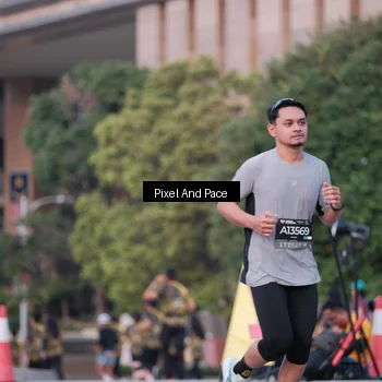 Runner Photo 6760530