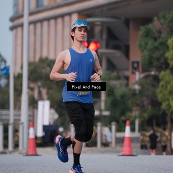 Runner Photo 6760581