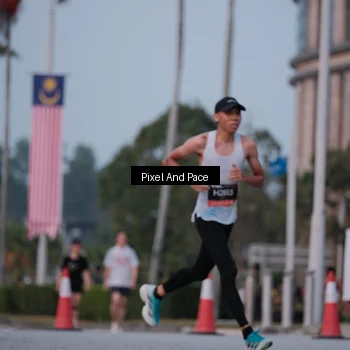 Runner Photo 6760634