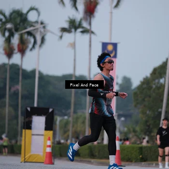 Runner Photo 6760658