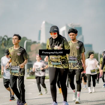 Runner Photo 6760661