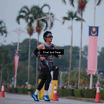 Runner Photo 6760673