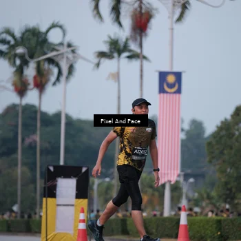 Runner Photo 6760697