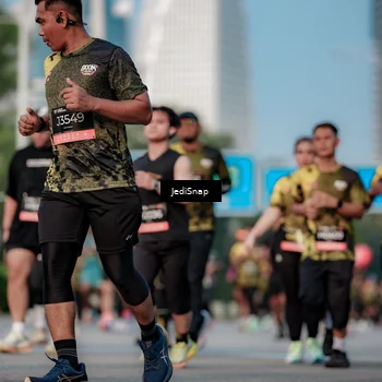 Runner Photo 6760720
