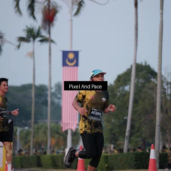 Runner Photo 6760762