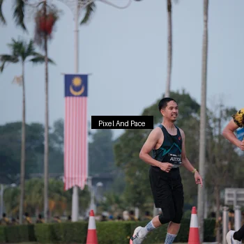 Runner Photo 6760772