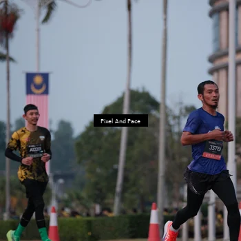 Runner Photo 6760802