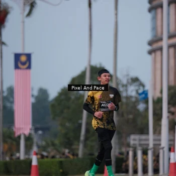 Runner Photo 6760816