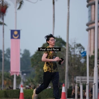 Runner Photo 6760817