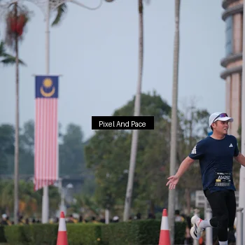 Runner Photo 6760836