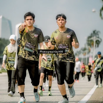 Runner Photo 6760852